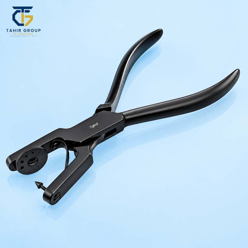 Ainsworth Forceps, Black Coated, dental instruments, TGI's own catalog photograph